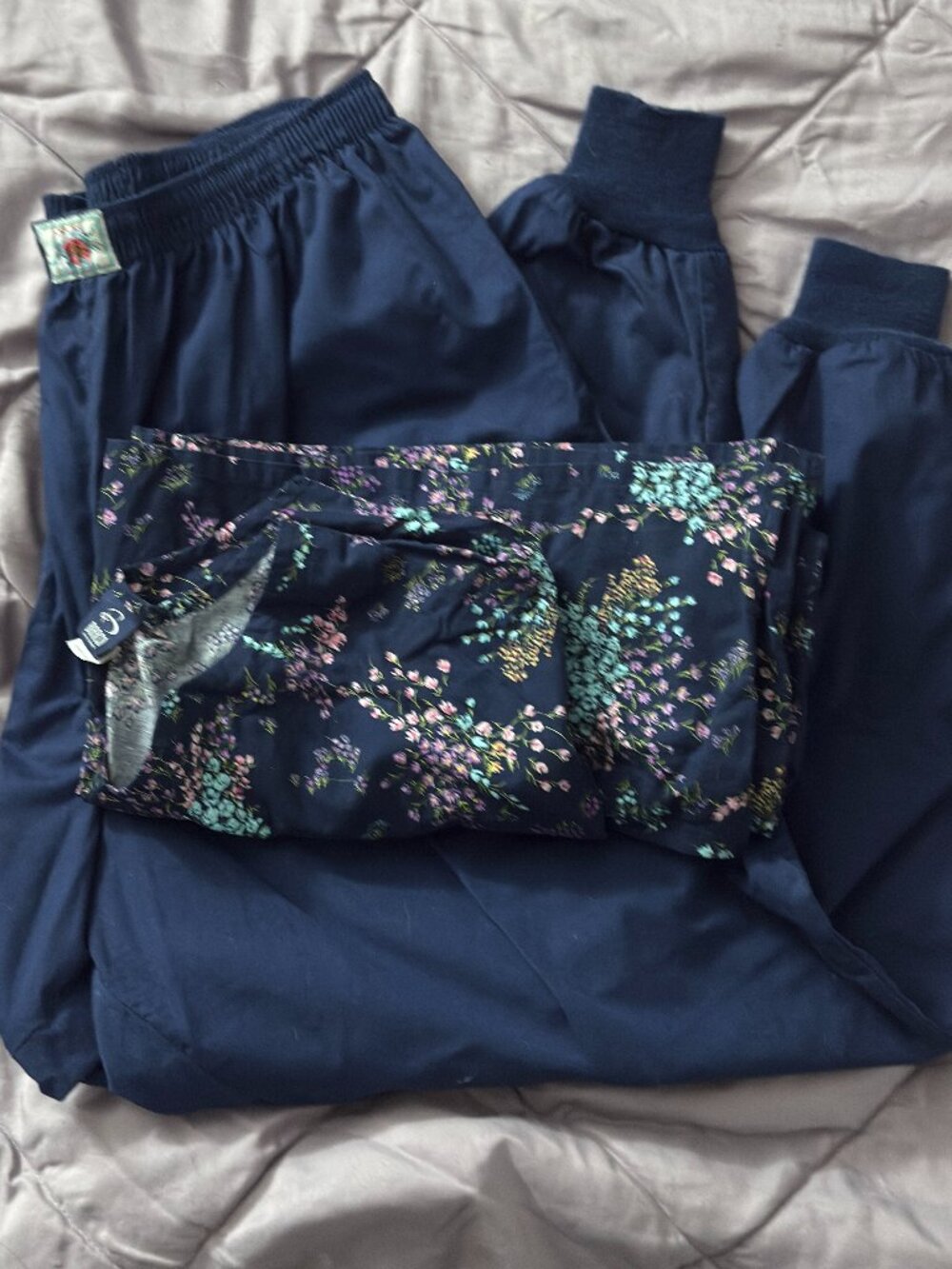 Navy scrub set
